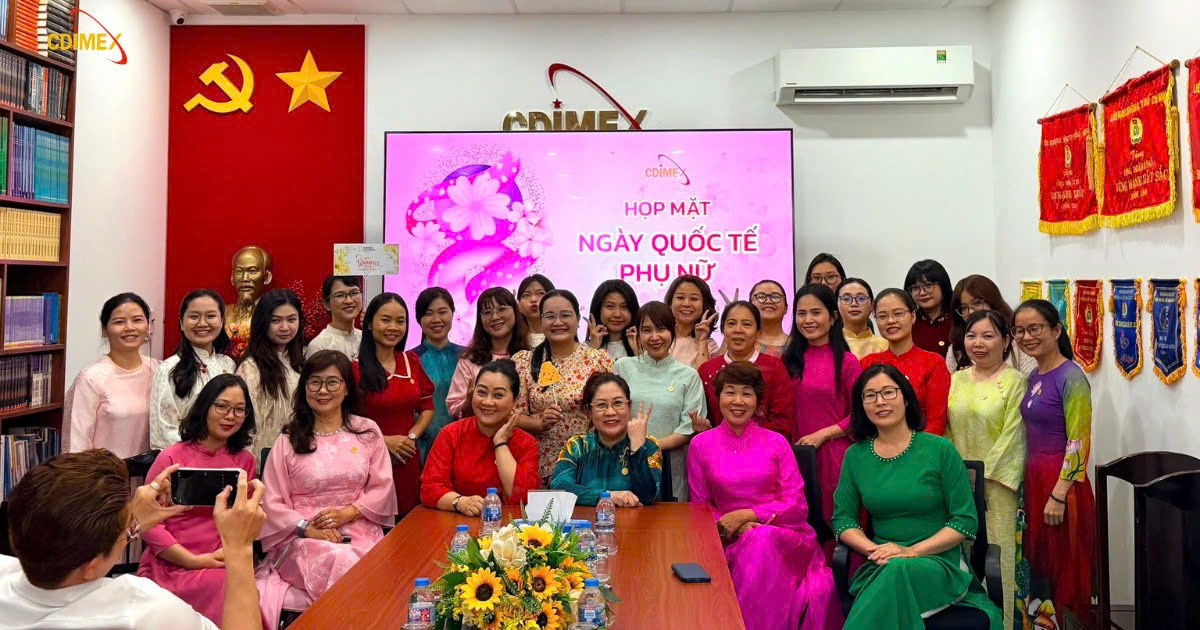 Họp mặt kỷ niệm 116 năm ngày Quốc tế Phụ Nữ