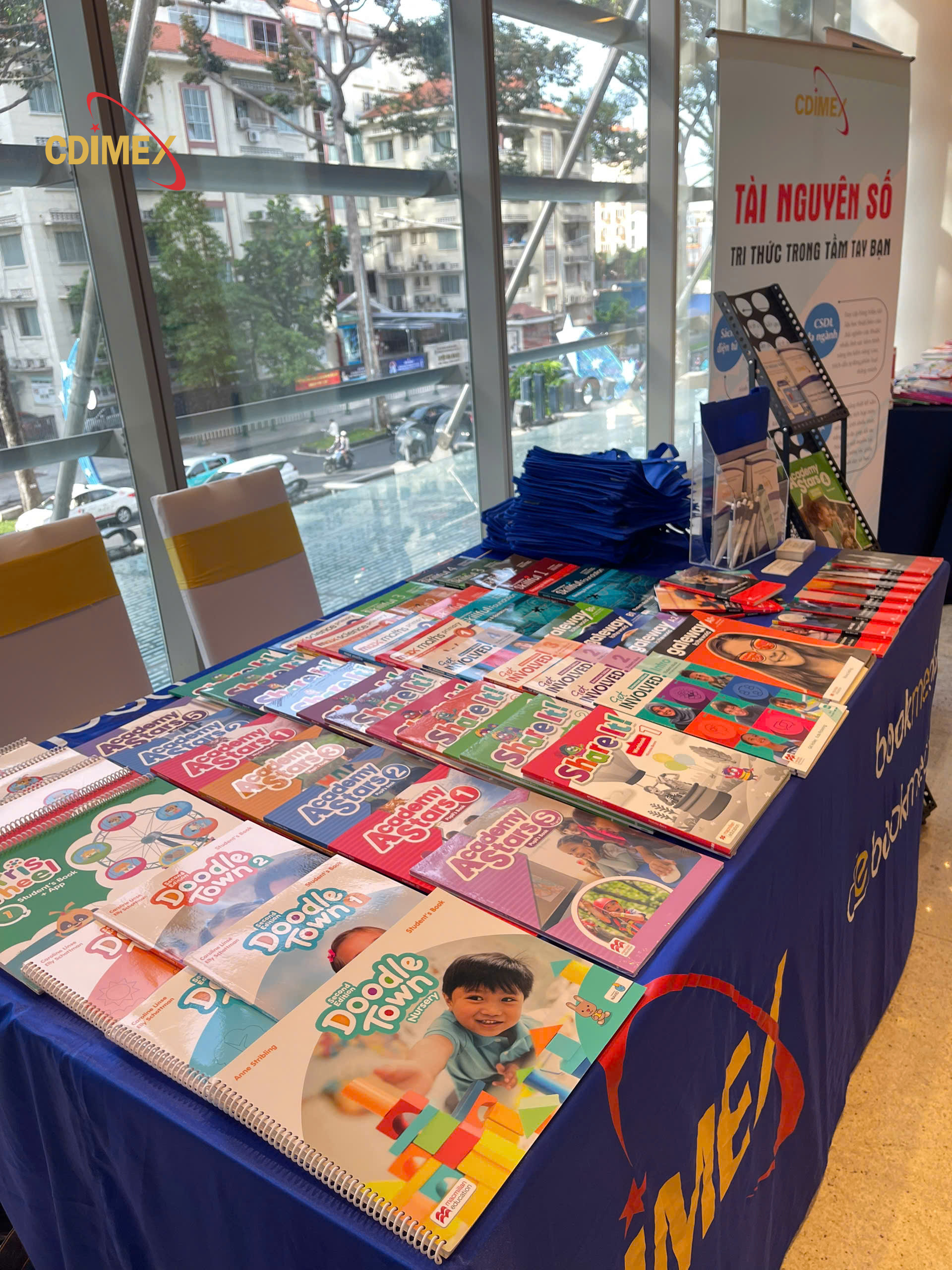 Mô hình lắp ráp mini LOZ